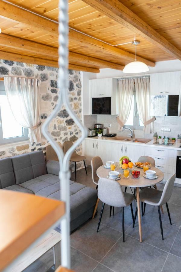 Marilena Natural Stone House, By Hellocrete Pigi  Ngoại thất bức ảnh