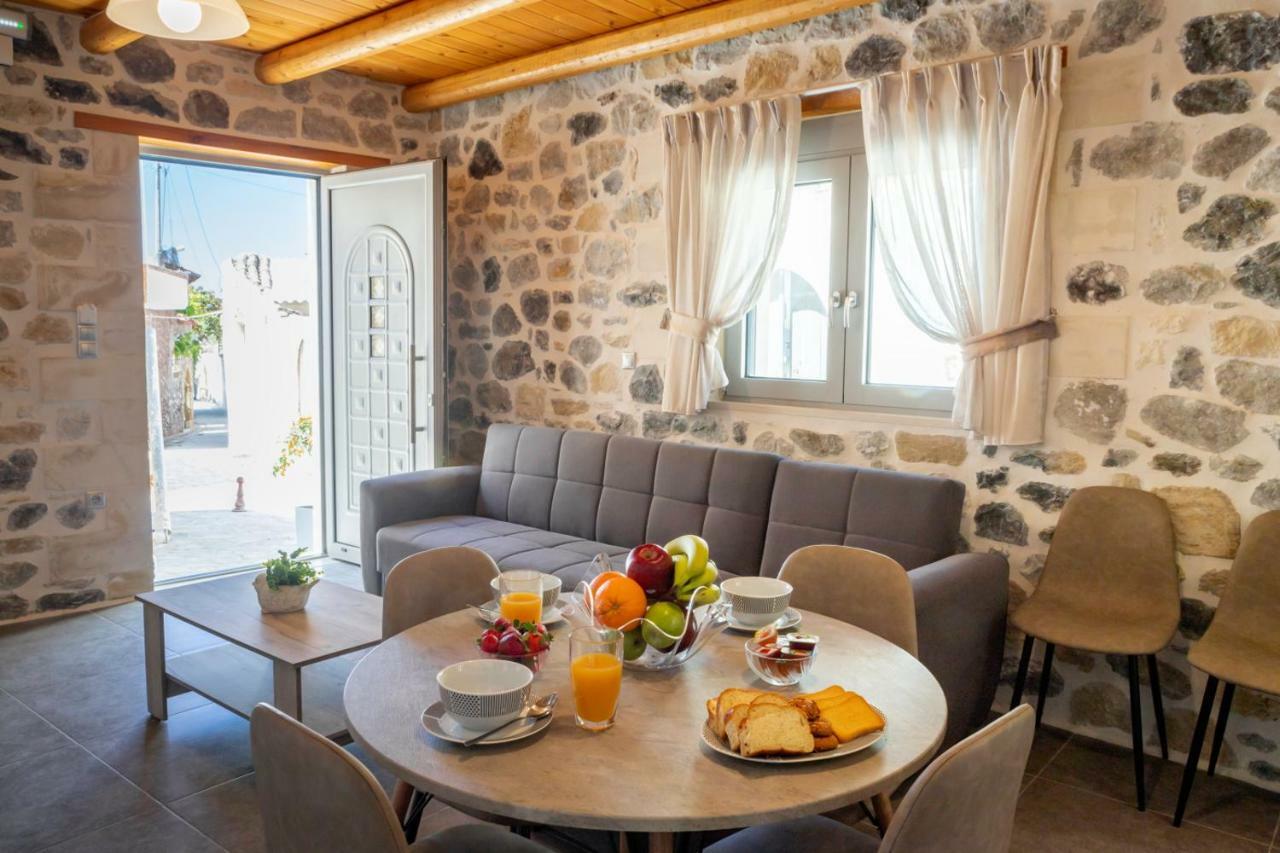 Marilena Natural Stone House, By Hellocrete Pigi  Ngoại thất bức ảnh