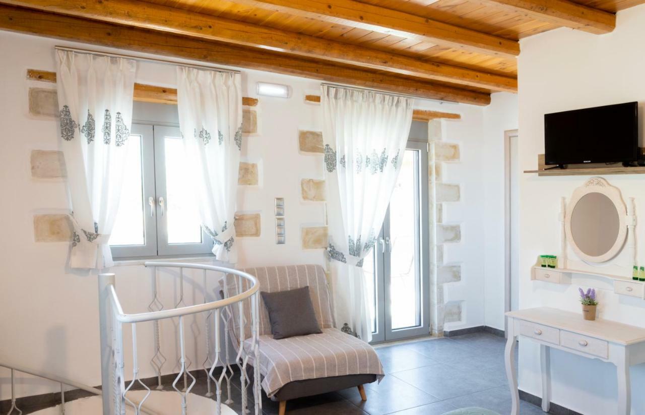Marilena Natural Stone House, By Hellocrete Pigi  Ngoại thất bức ảnh